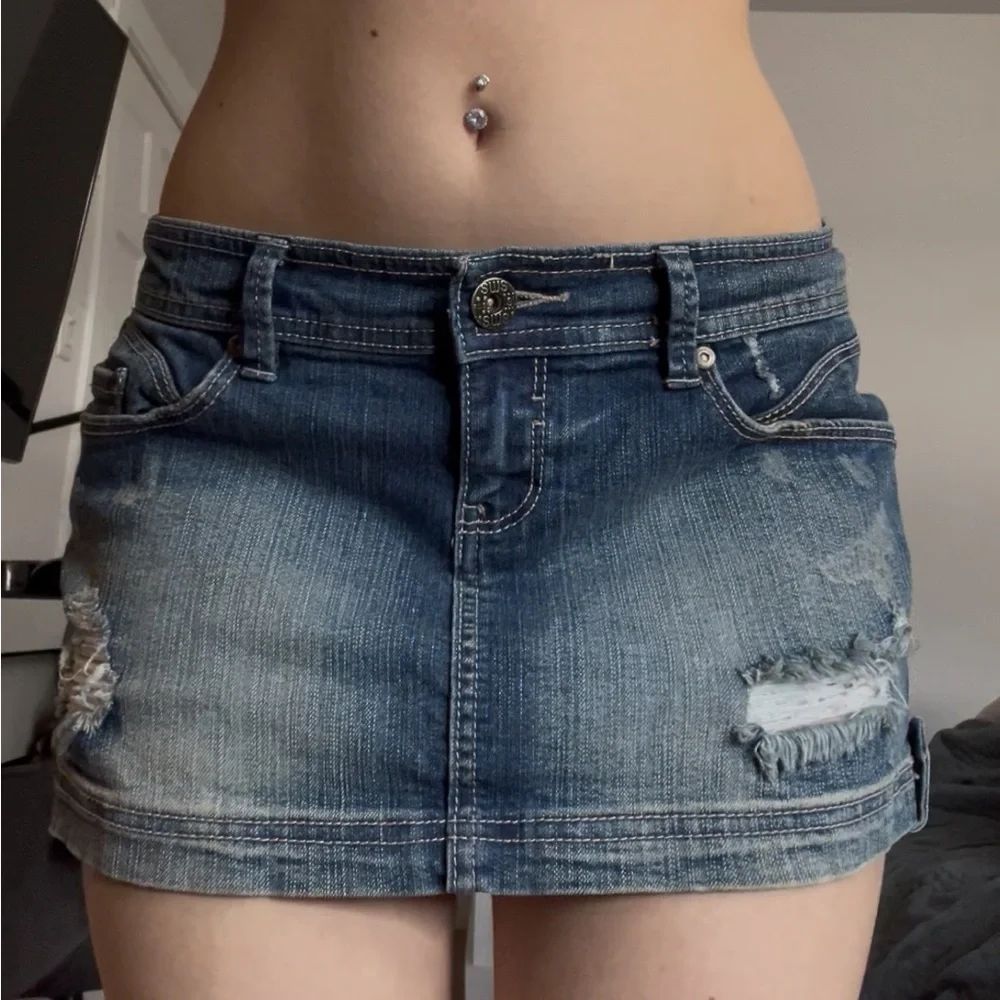 Stretch denim miniskirt - Picture 4 of 6